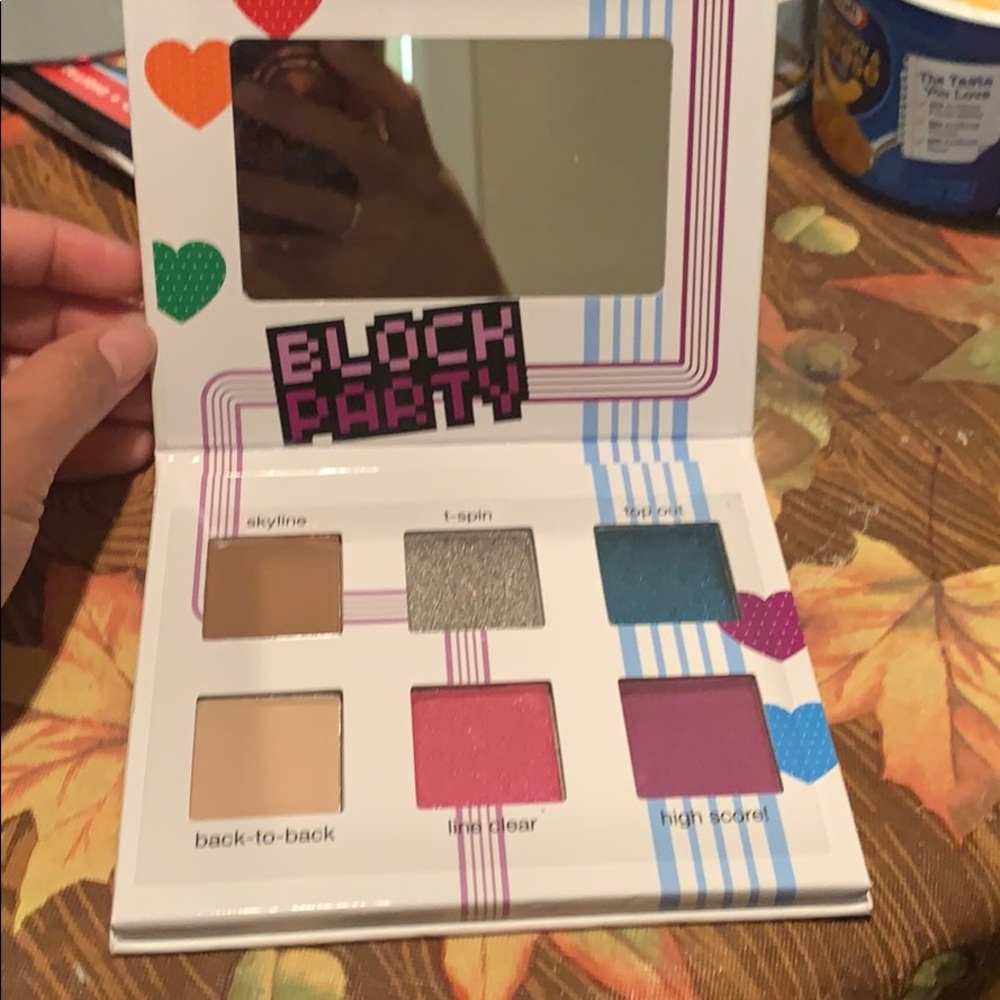 A good for a person like a make up.